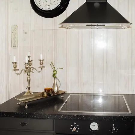 Holiday home 3 Bedroom Stunning In *