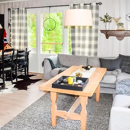 Holiday home 3 Bedroom Stunning In